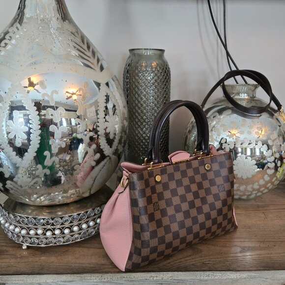 Pristine Authentic LV Magnolia Damier Ebene Brittany with Ballerina Pink - Picture 2 of 16